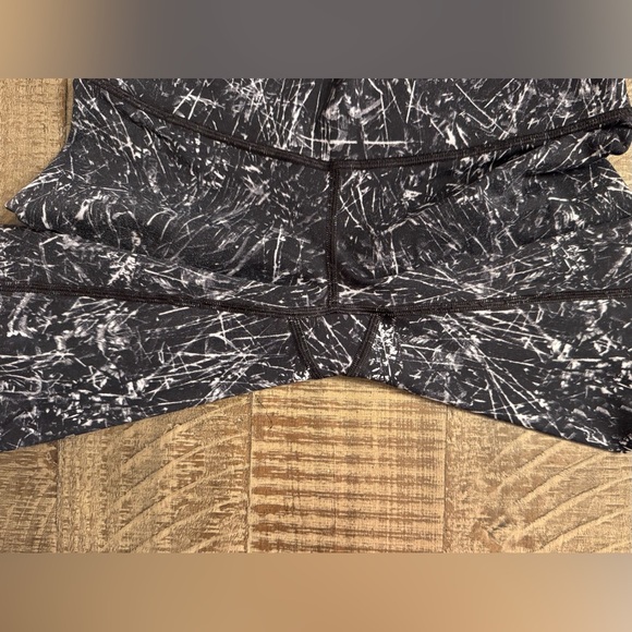 Lululemon Wunder Under Tight Leggings Black
Gray Alpine Allouette Size 4 - Picture 5 of 10